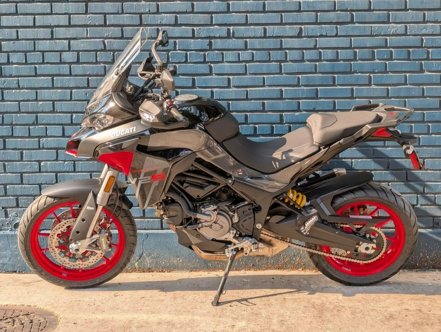 2024 Ducati Multistrada V2 S Black