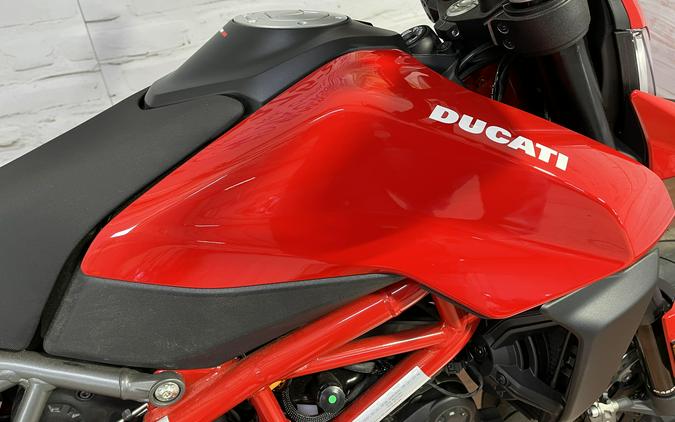 2025 Ducati HYPERMOTARD 950