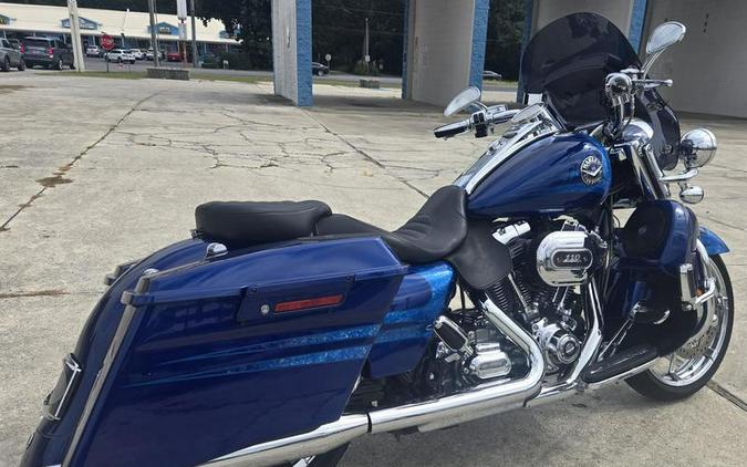2013 Harley-Davidson® FLHRSE5 - CVO™ Road King®