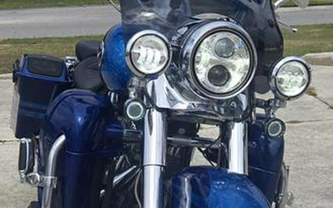 2013 Harley-Davidson® FLHRSE5 - CVO™ Road King®