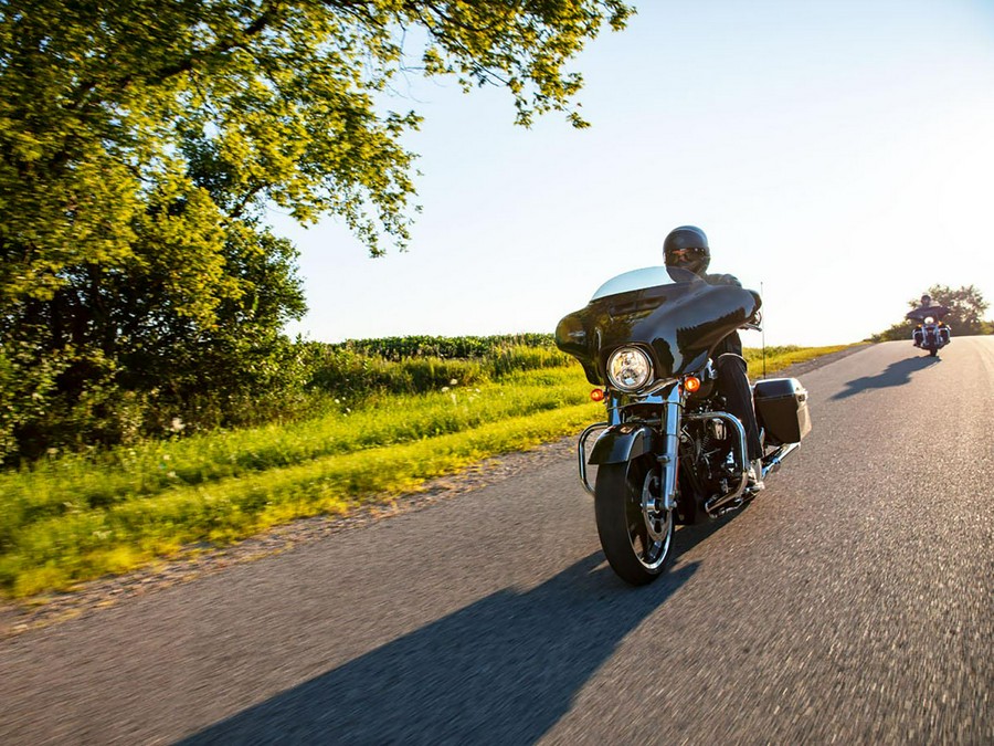 2021 Harley-Davidson Street Glide® Base