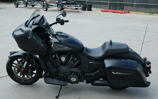 2021 INDIAN MOTORCYCLE CHALLENGER DARK HORSE