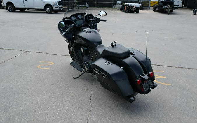 2021 INDIAN MOTORCYCLE CHALLENGER DARK HORSE