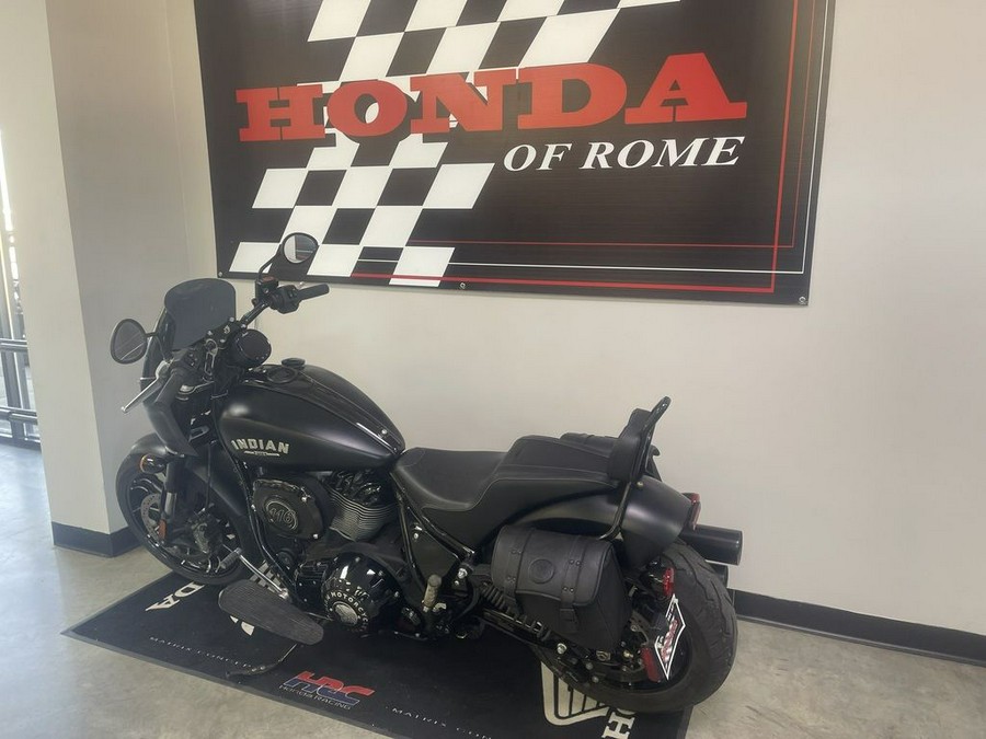 2023 Indian Motorcycle® Sport Chief Black Smoke
