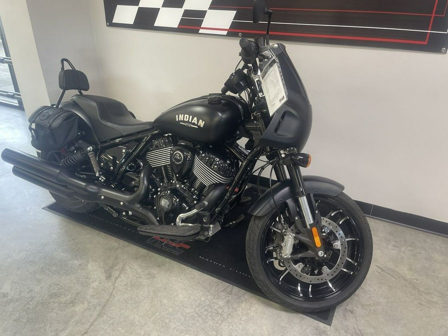 2023 Indian Motorcycle® Sport Chief Black Smoke