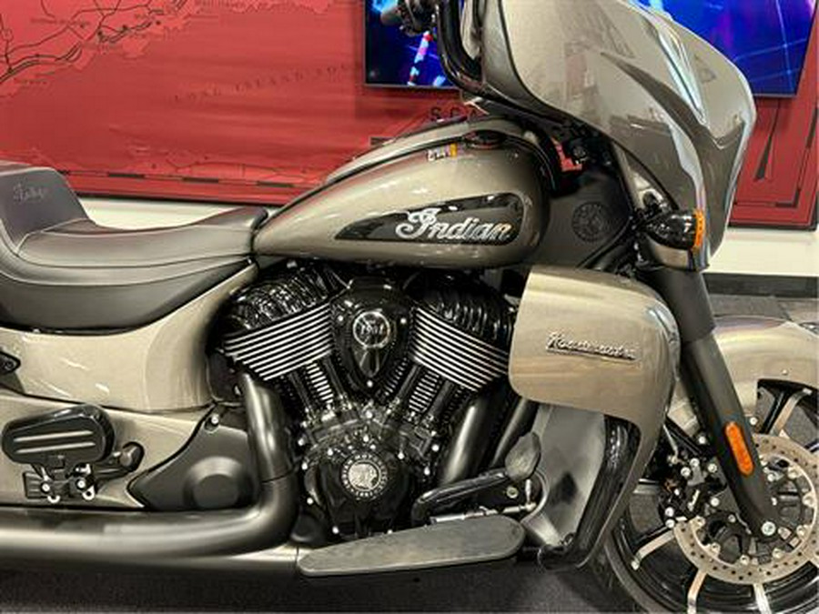 2025 Indian Motorcycle Roadmaster® Dark Horse® with PowerBand Audio Package
