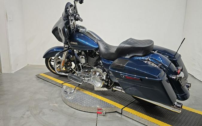 FLHXS 2016 Street Glide® Special