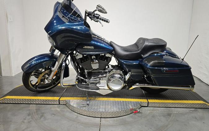 FLHXS 2016 Street Glide® Special