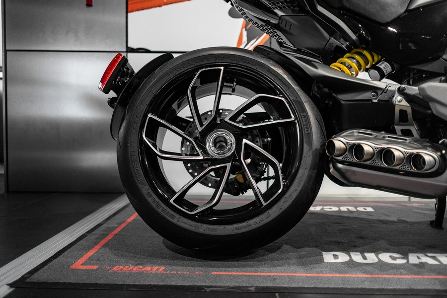 2025 Ducati Diavel V4