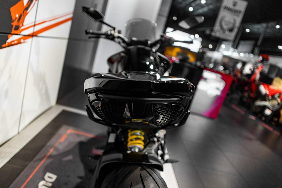 2025 Ducati Diavel V4