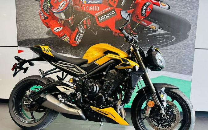 2024 Triumph Street Triple 765 RS Cosmic Yellow