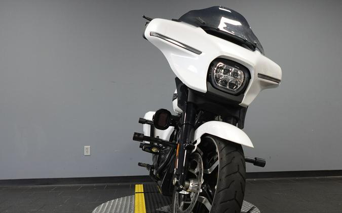 2024 Harley-Davidson Street GlideFLHX
