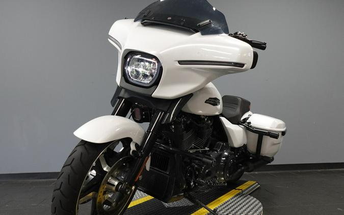 2024 Harley-Davidson Street GlideFLHX