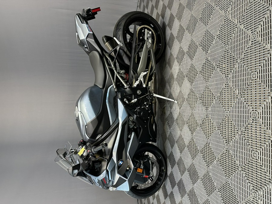 2026 BMW S 1000 R