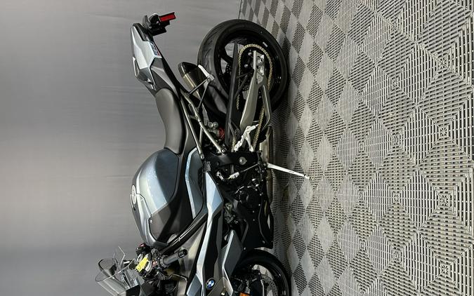 2026 BMW S 1000 R