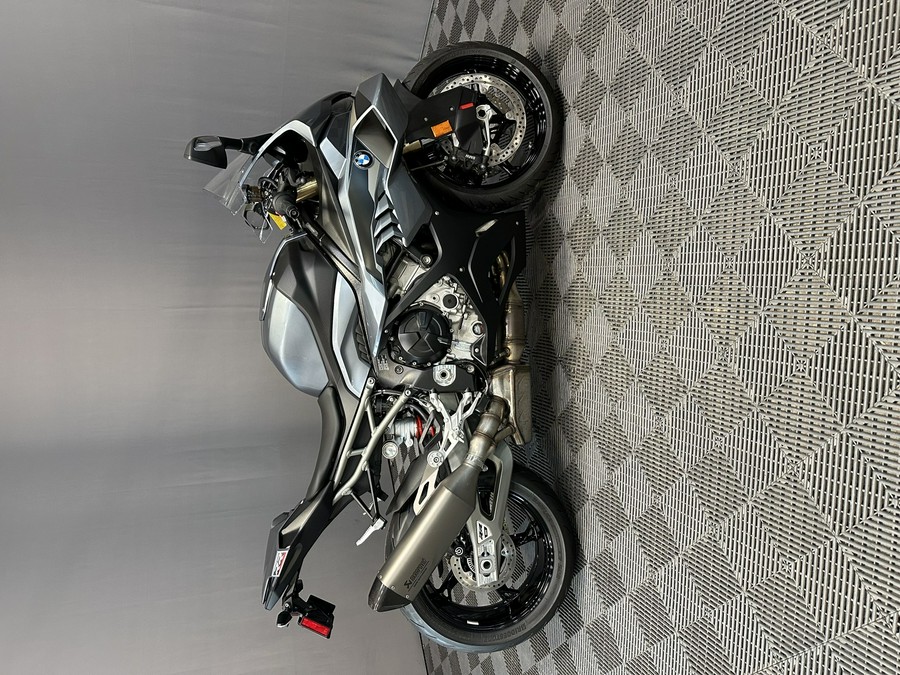 2026 BMW S 1000 R