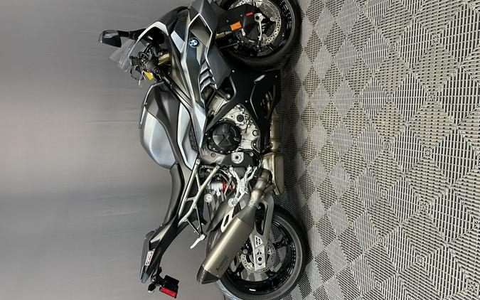 2026 BMW S 1000 R