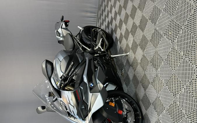 2026 BMW S 1000 R