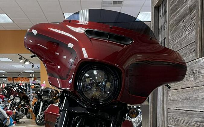 2023 Harley-Davidson Street Glide Heirloom Red Fade