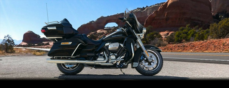 2017 Harley-Davidson Ultra Limited Black Quartz
