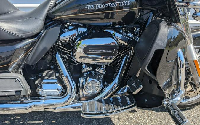 2017 Harley-Davidson Ultra Limited Black Quartz