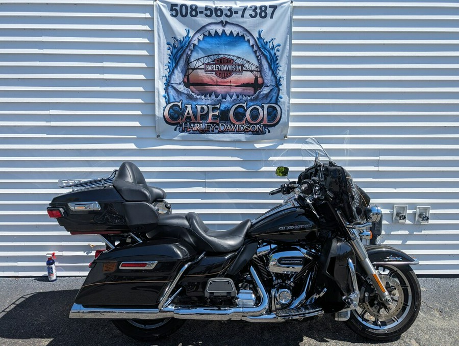 2017 Harley-Davidson Ultra Limited Black Quartz