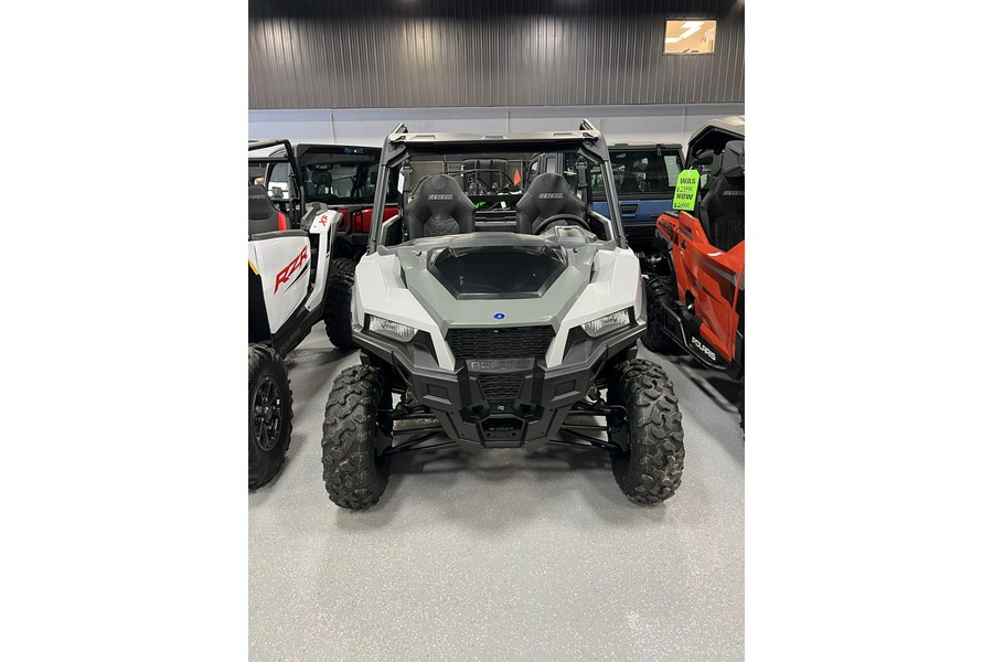 2024 Polaris Industries GENERAL 1000 SPORT