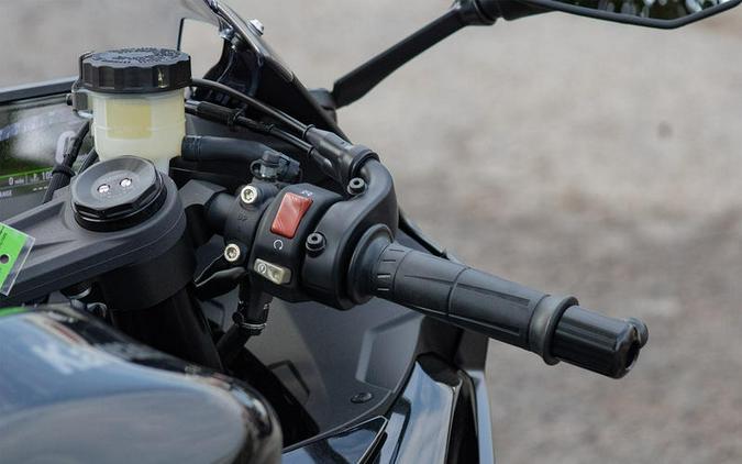 2026 Kawasaki Ninja® ZX™-6R ABS