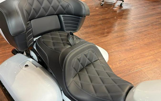 2025 Indian Motorcycle® Pursuit® Dark Horse® Ghost White Metallic with Black Vivid