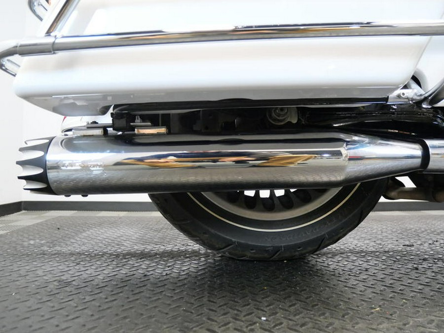 2013 Harley-Davidson® FLHTCU - Electra Glide® Ultra Classic®