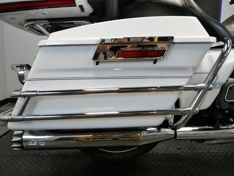 2013 Harley-Davidson® FLHTCU - Electra Glide® Ultra Classic®