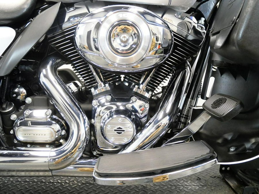 2013 Harley-Davidson® FLHTCU - Electra Glide® Ultra Classic®