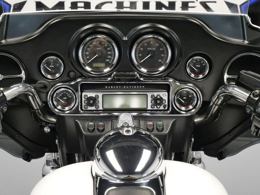 2013 Harley-Davidson® FLHTCU - Electra Glide® Ultra Classic®