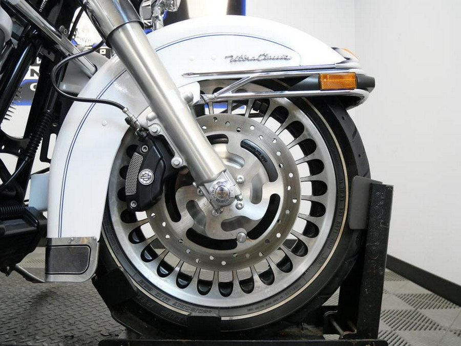 2013 Harley-Davidson® FLHTCU - Electra Glide® Ultra Classic®