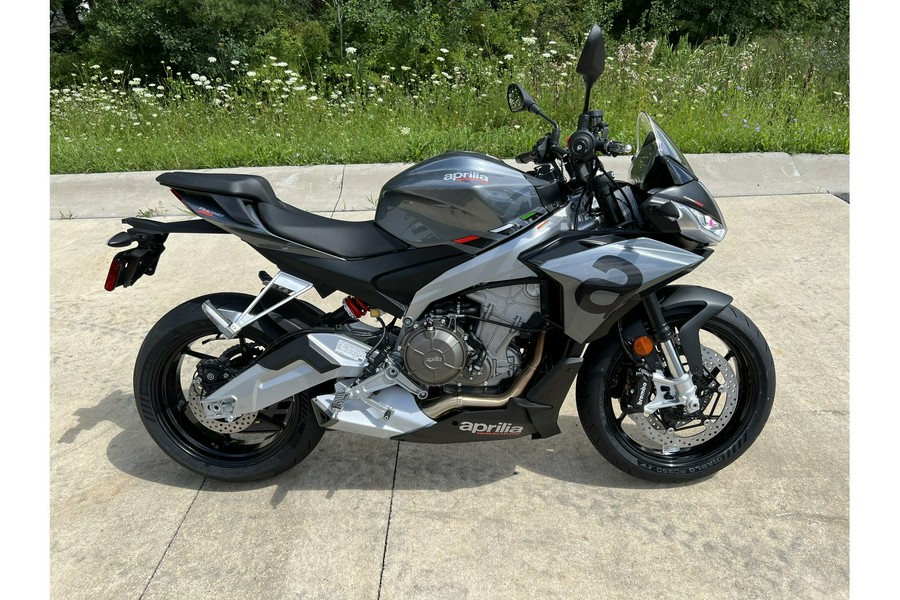 2023 Aprilia Tuono 660