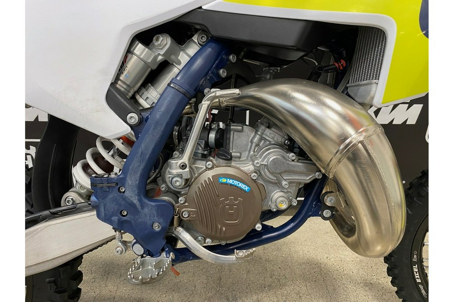 2022 Husqvarna Motorcycles TC 85 19/16