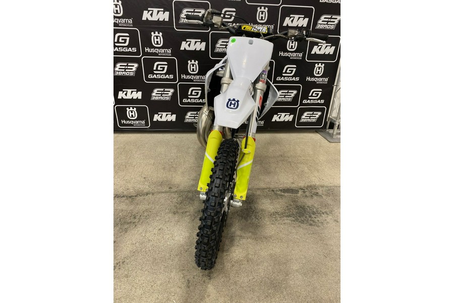 2022 Husqvarna Motorcycles TC 85 19/16