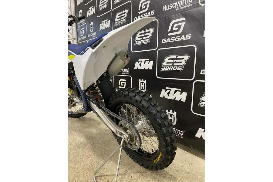 2022 Husqvarna Motorcycles TC 85 19/16