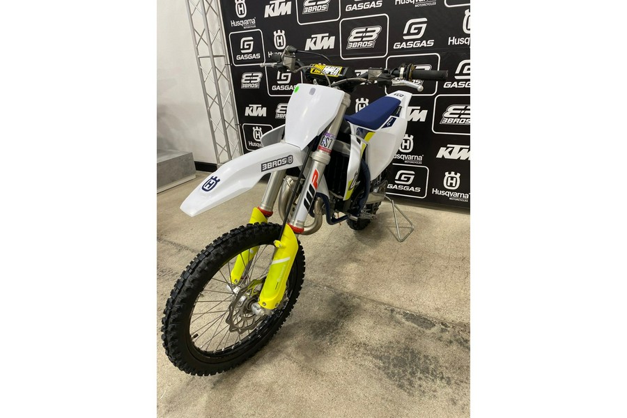 2022 Husqvarna Motorcycles TC 85 19/16