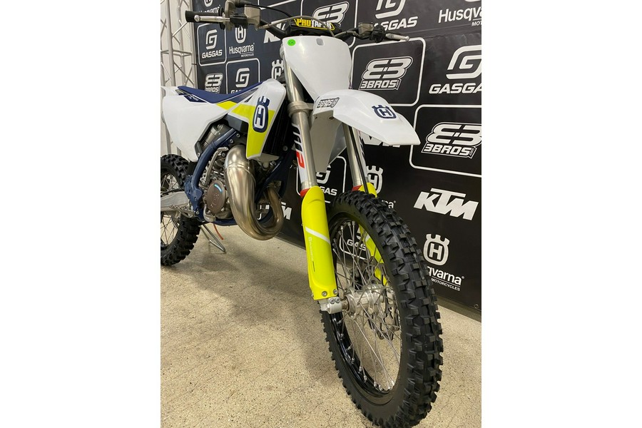 2022 Husqvarna Motorcycles TC 85 19/16