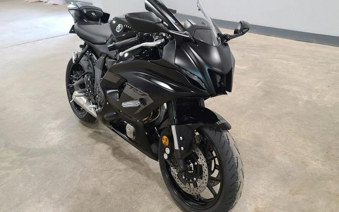 2025 Yamaha YZF R7