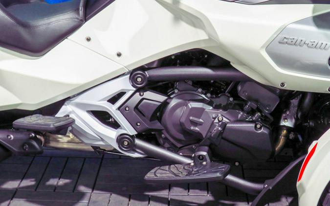 2026 Can-Am Spyder F3 Limited Platine