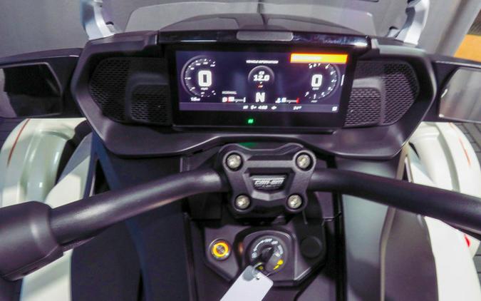 2026 Can-Am Spyder F3 Limited Platine