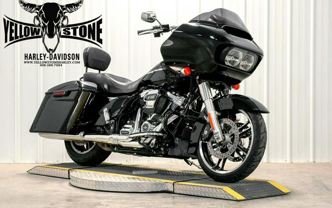 2017 Harley-Davidson Road Glide Special Vivid Black