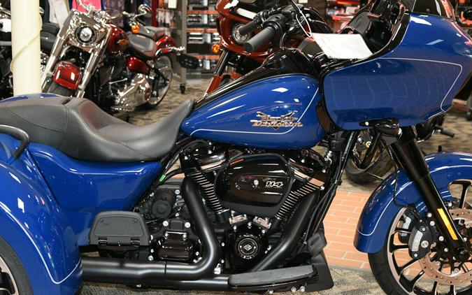 FLTRT 2023 Road Glide 3