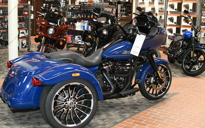 2023 Harley-Davidson Road Glide 3 Trike First Look [5 Fast Facts]