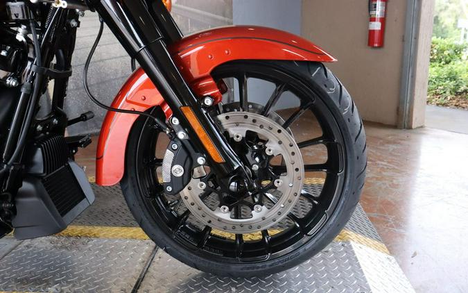 2025 Harley-Davidson® FLRT - Freewheeler®