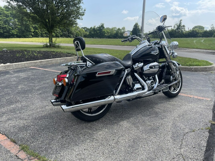 2020 Harley-Davidson® Road King® Vivid Black