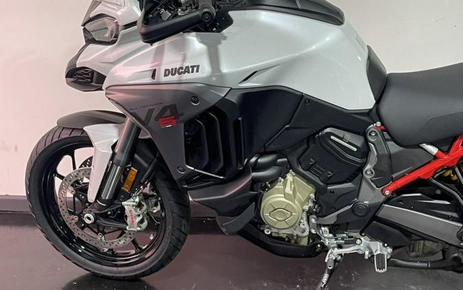 2026 Ducati Multistrada V4 S Travel & Radar Arctic White