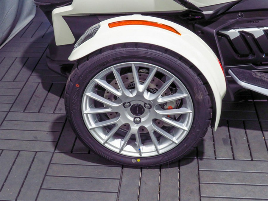 2026 Can-Am Spyder RT Limited Platine
